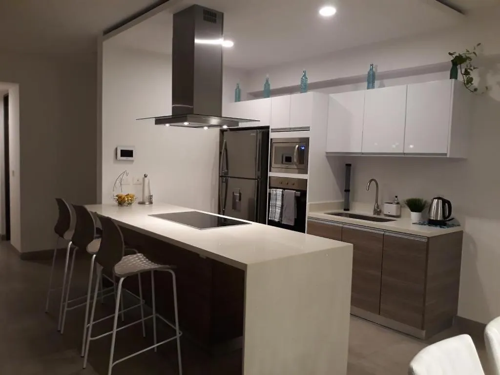 Lujoso Departamento En La Quinta Avenida Apartment Playa del Carmen